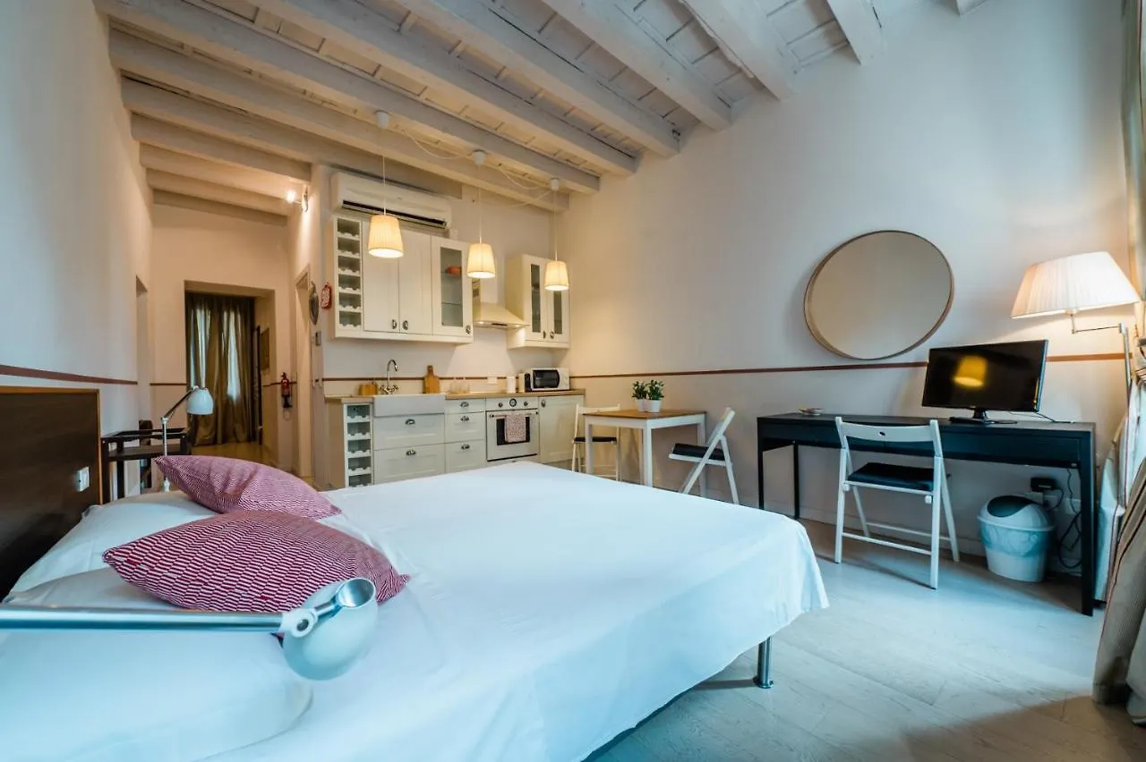 Art Street Studio Apartment Bergamo