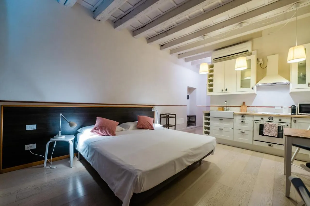Art Street Studio Apartment Bergamo
