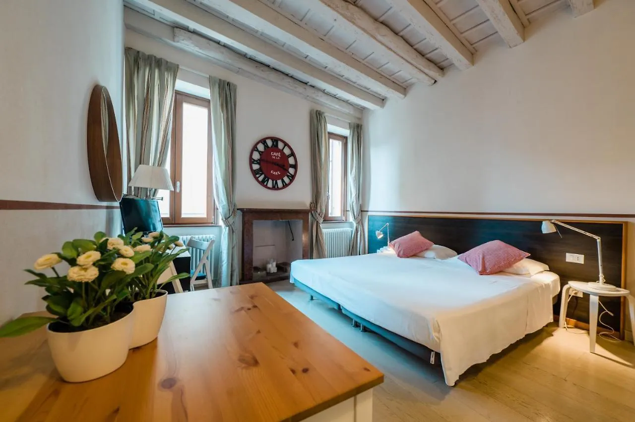 Art Street Studio Apartment Bergamo