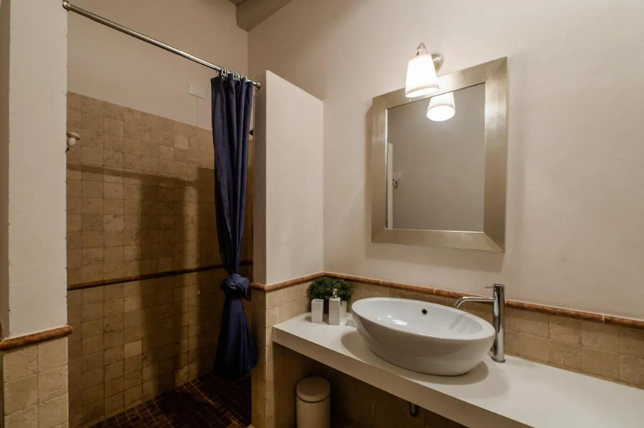 Art Street Studio Apartment Bergamo 0*,  Italy