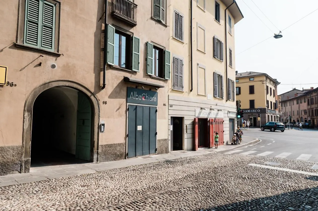 Art Street Studio Apartment Bergamo Italy